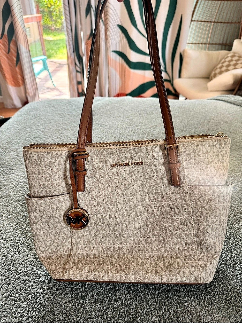 Michael Kors Voyager Medium Logo Tote Bag Beige & Brown